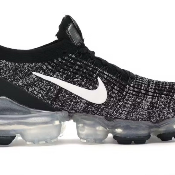 Nike Other - Nike Men’s VaporMax Flyknit Sneakers - Black & White